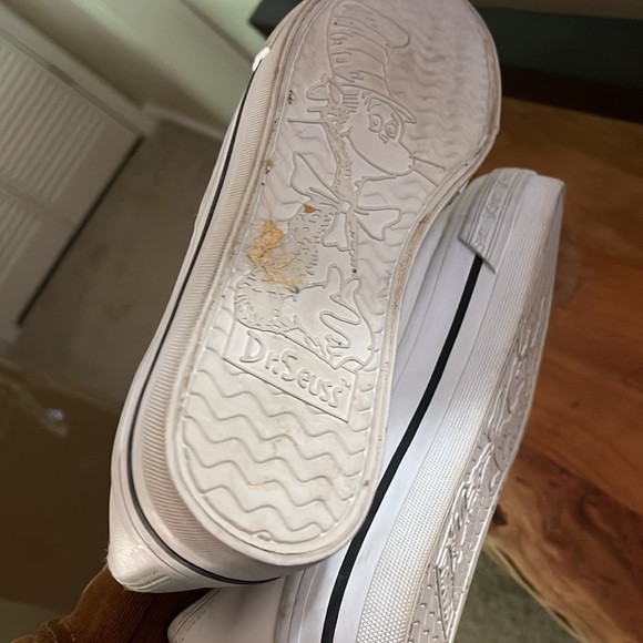 RARE Dr Seuss Shoes - Picture 6 of 7